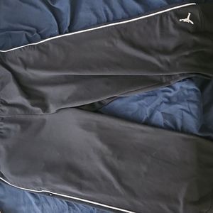 Large Black Jordan dri fit sweatpants